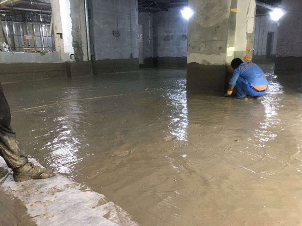 天花板墙角渗水怎么办 天花板墙角渗水怎么办
